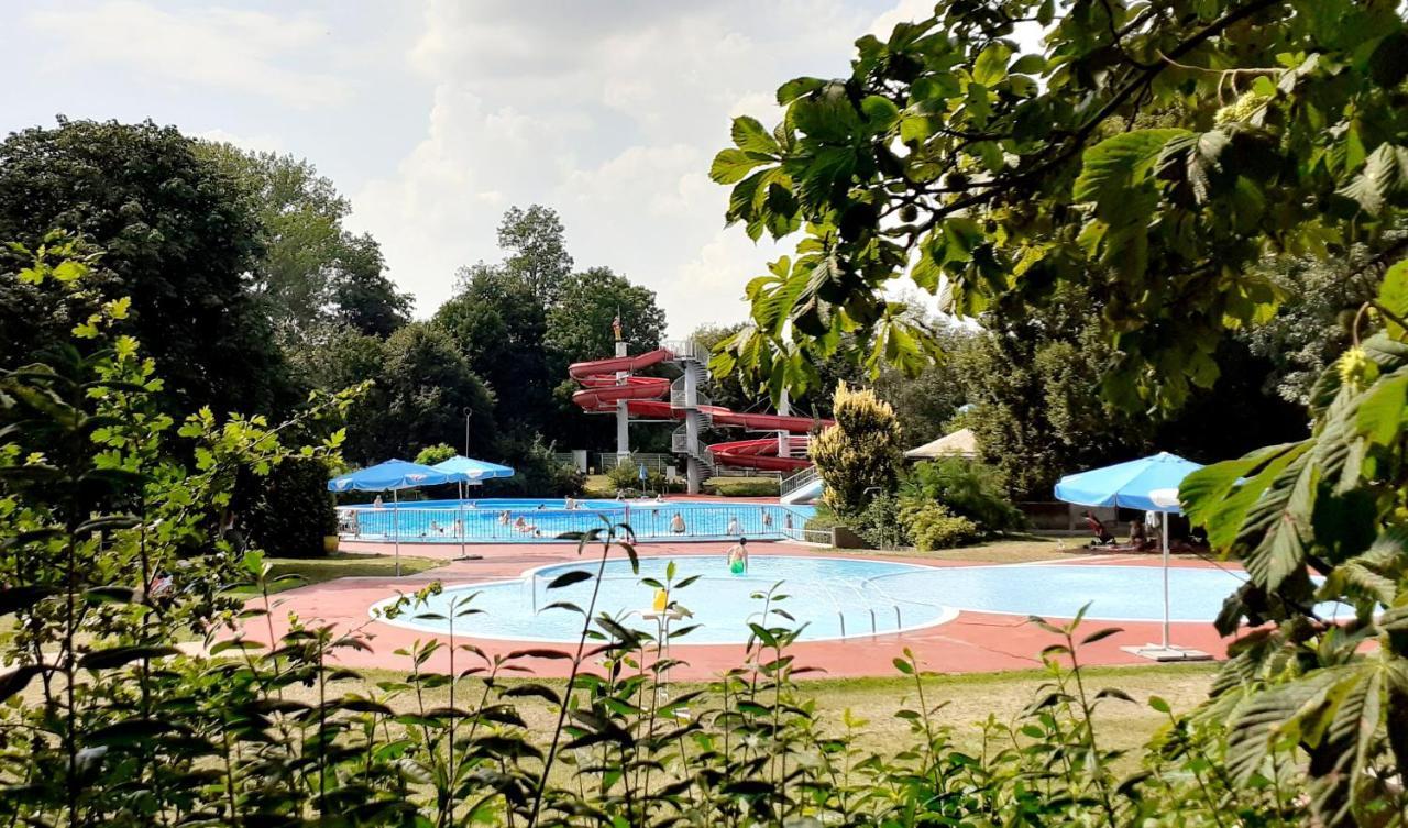 Talblick 2 - Ihr Zuhause : Das Ferienhaus Mitten Im Idyllischen Tal Bad Bibra Bagian luar foto